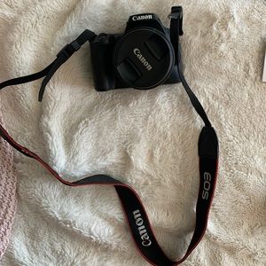 Cannon EOS Rebel SL3